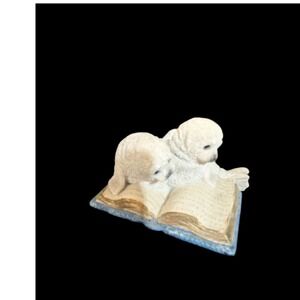 Stone Critters SC-715 Bear Cubs Reading Book Figurine Made in USA White Resin